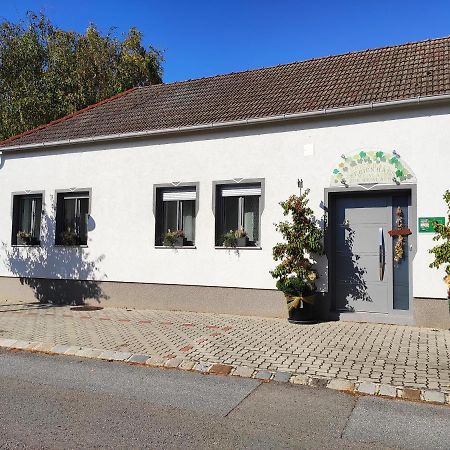 Willa Zur Weinlaube Mönchhof Zewnętrze zdjęcie